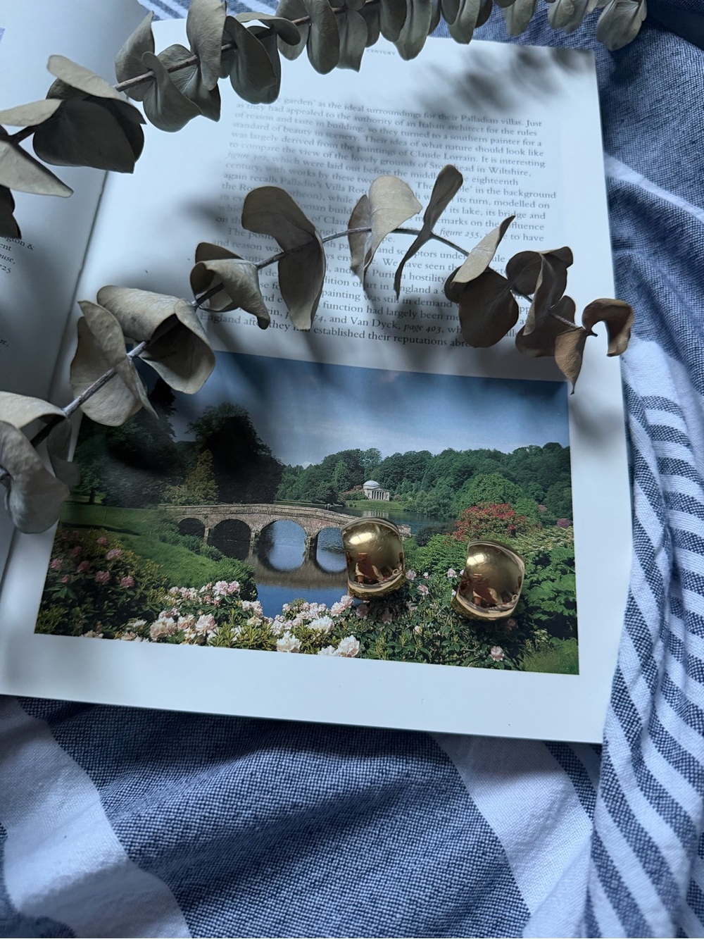 Vintage Christian Dior Gold-Plated Clip-On Earrings – Old Money Style